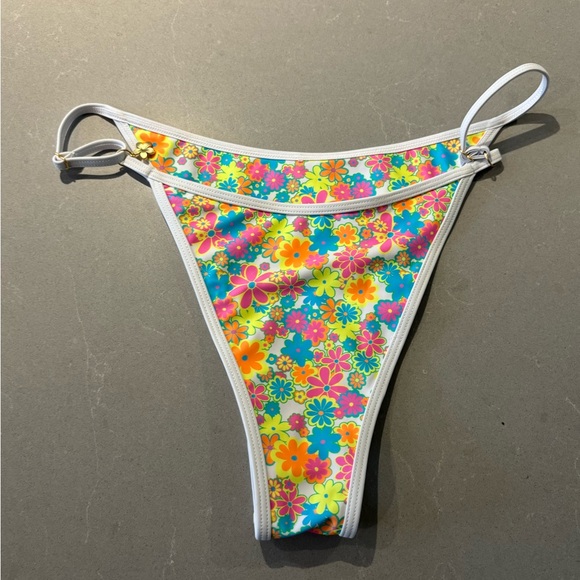 Kulani Kinis Other - Kulani Kinis Colorful Floral Bikini Bottom